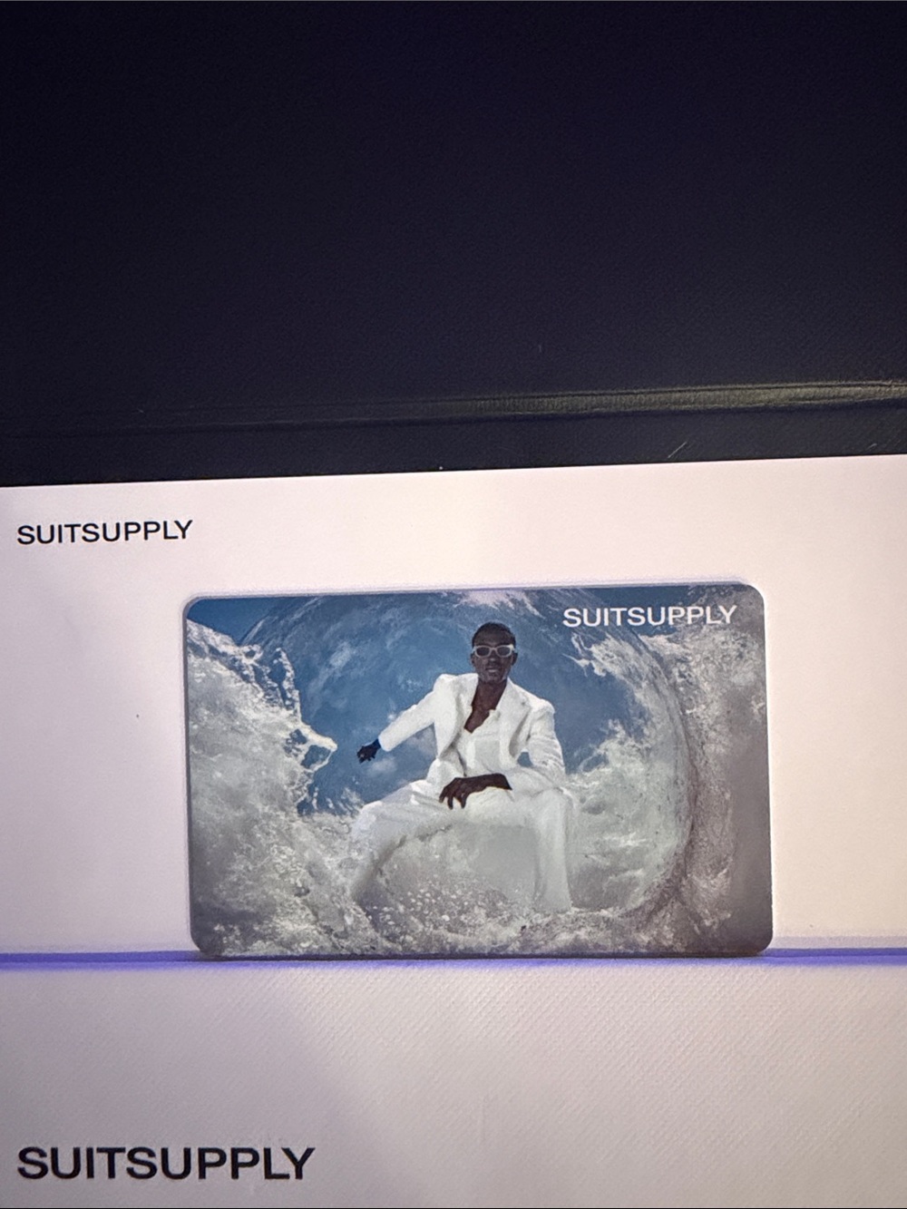 $500 SUITSUPPLY gift card